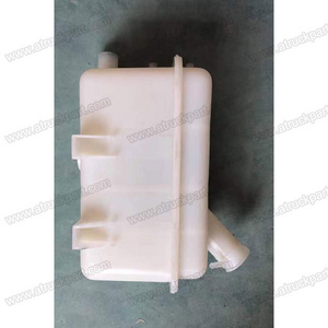 21401-00Z72 2140100Z72 SPARE COOLANT TANK WITH SENSOR FOR NISSAN UD CD4 CD48 Truck Spare Parts