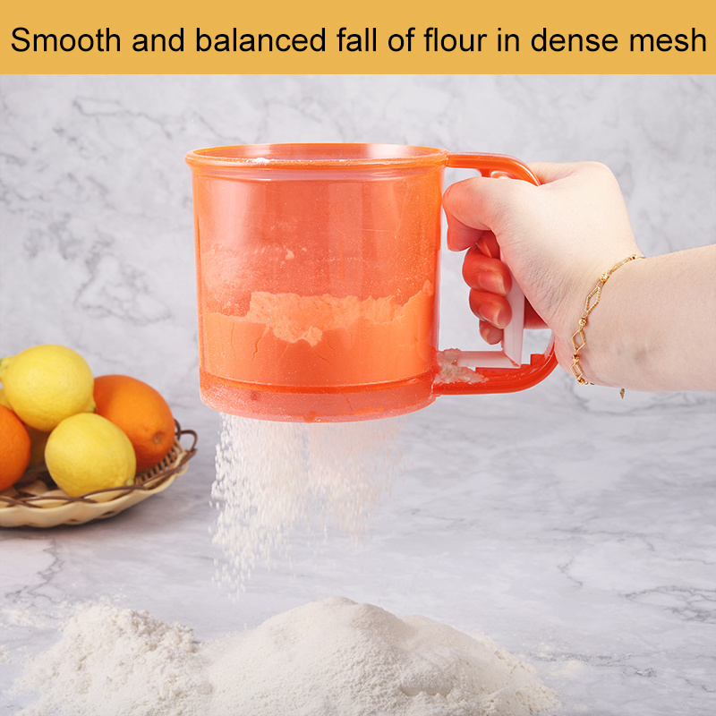 baking tools plastic Handheld Flour Sieve Small Size Semi-automatic flour sieve