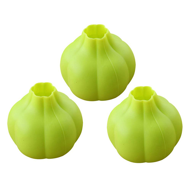 kitchen gadgets Creative garlic peeler silicone roller chopper silicone garlic peeler