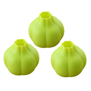 kitchen gadgets Creative garlic peeler silicone roller chopper silicone garlic peeler