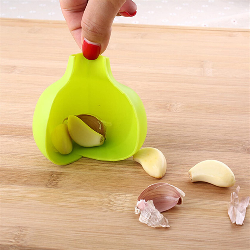 kitchen gadgets Creative garlic peeler silicone roller chopper silicone garlic peeler