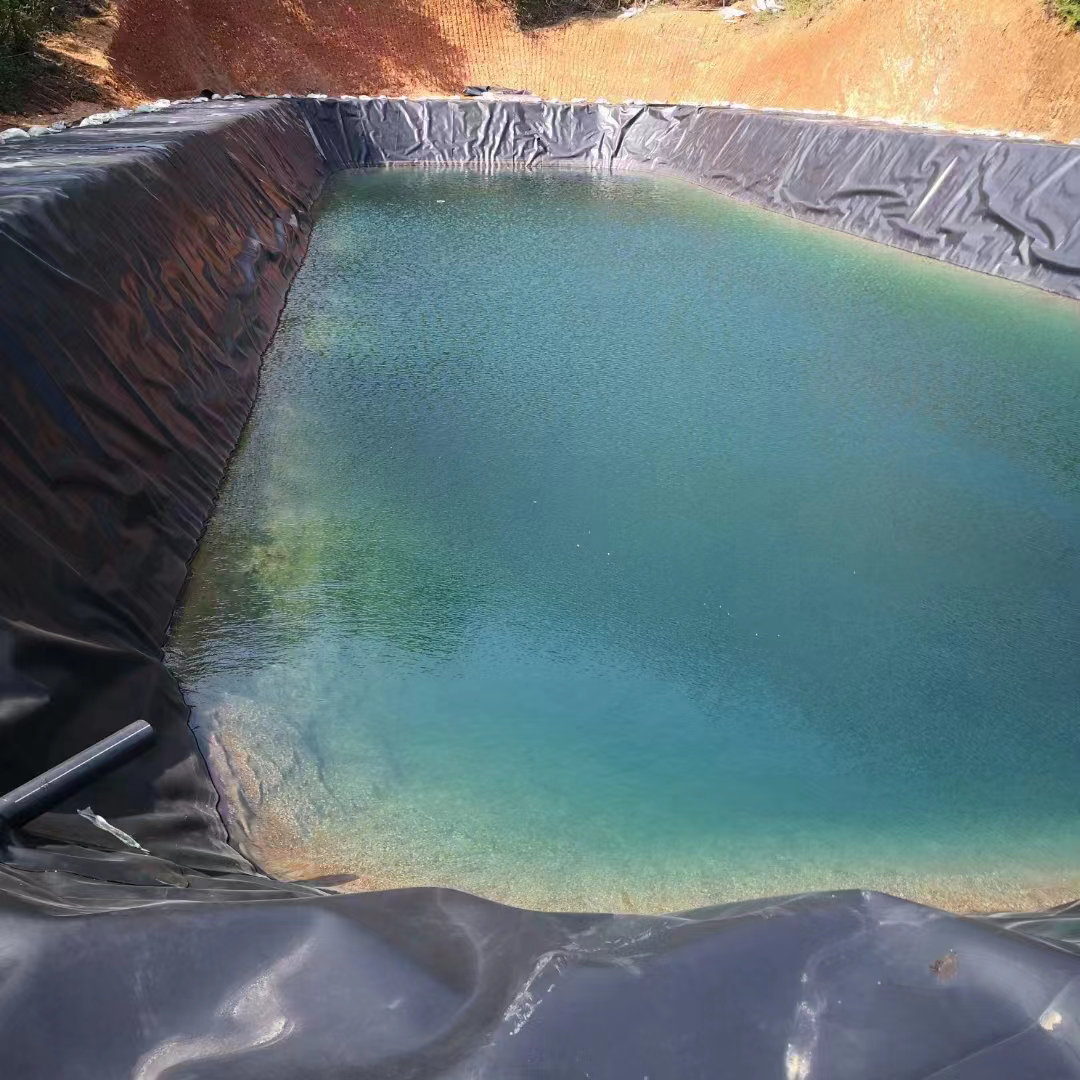 fish farm malaysia pond liner hdpe geomembrane hdpe pond liner 2mm white colour biofloc nat geo geomembranes dam pond liner