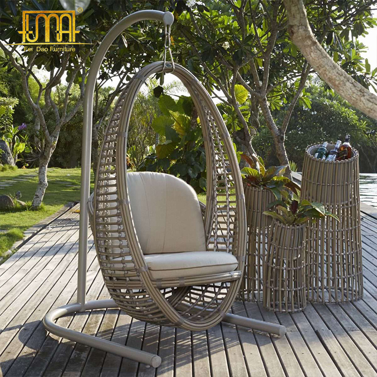 Patio furniture oval sitting single balcony thick rattan hanging pod chair for adults