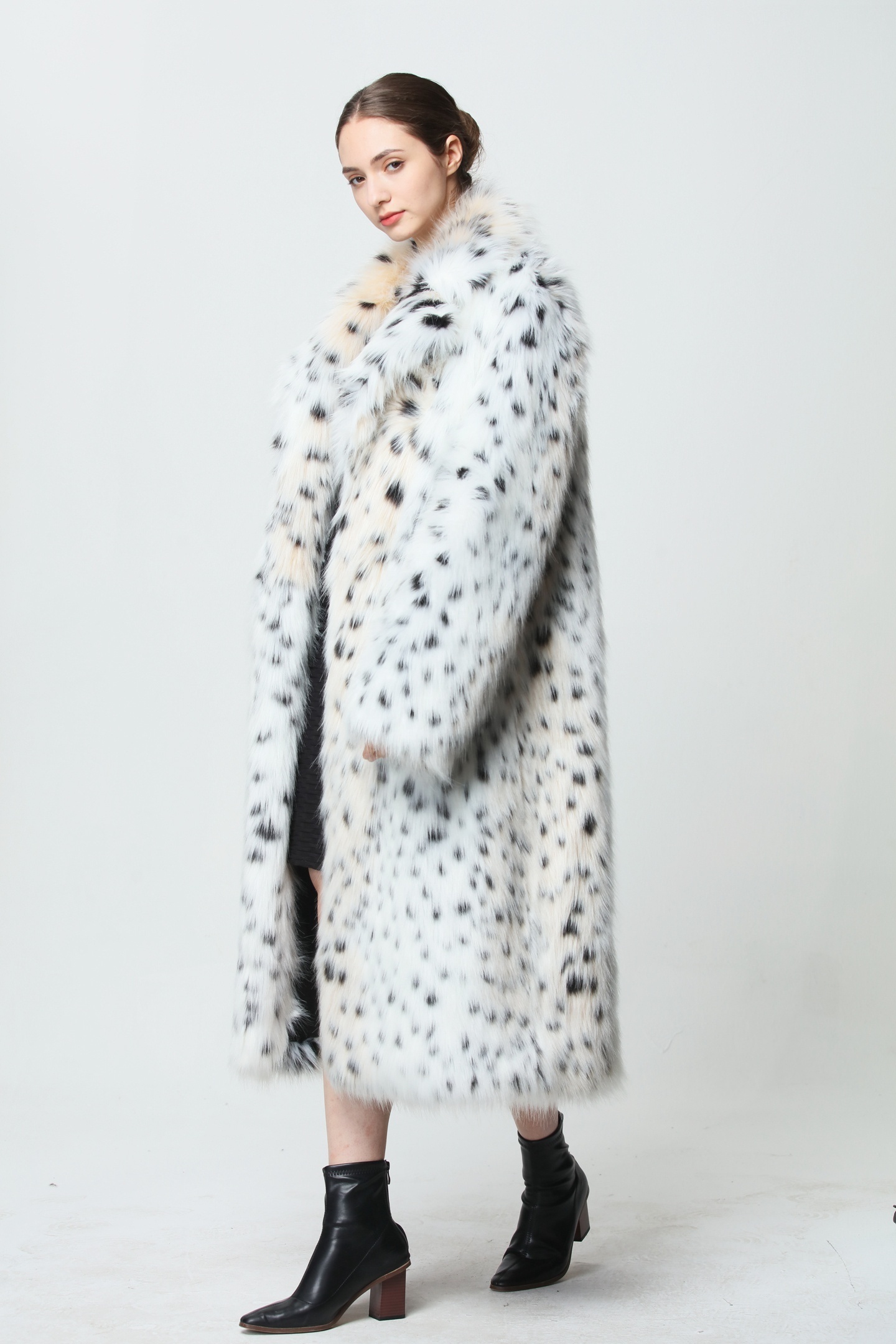 Elegant Wholesale Direct Sales Long Faux Fur Coat Lynx Leopard Faux Fur Coats Wholesale