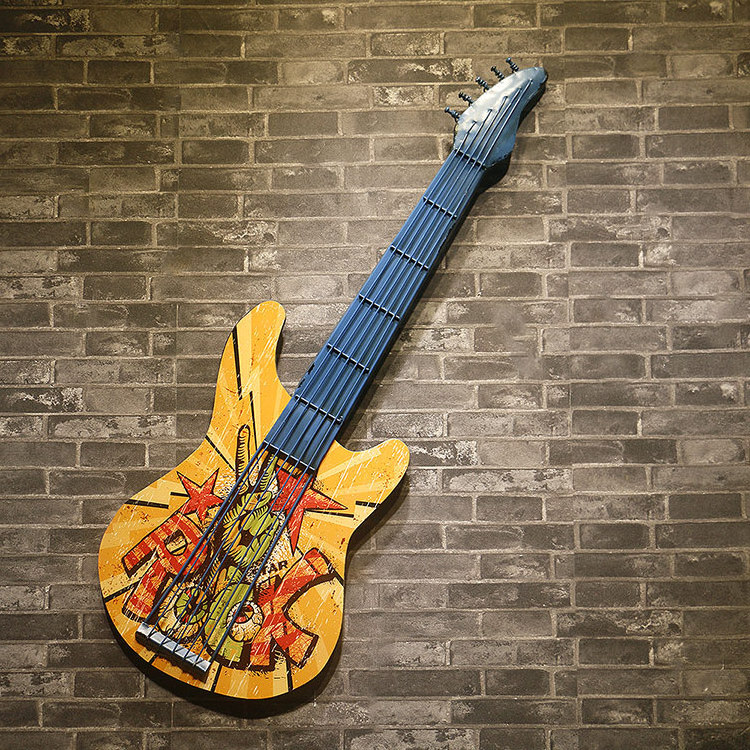 Retro Wrought Iron Guitar Decoration Wall Hanging Musical Instrument Model Pendant Wall Decoration For Bar Restaurant