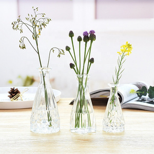 Wholesale European Conical Transparent Glass Vase Creative Mini Desktop Flower Arrangement Crystal Vases For Office Home Decor