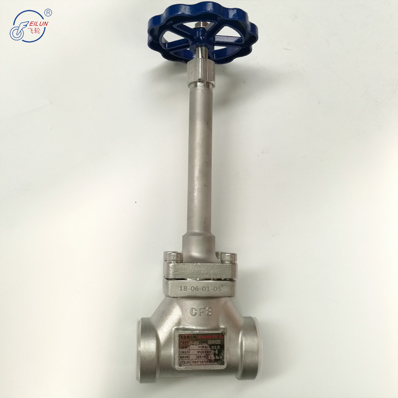 Cryogenic gas control valve extended stem globe valve with wheel handle