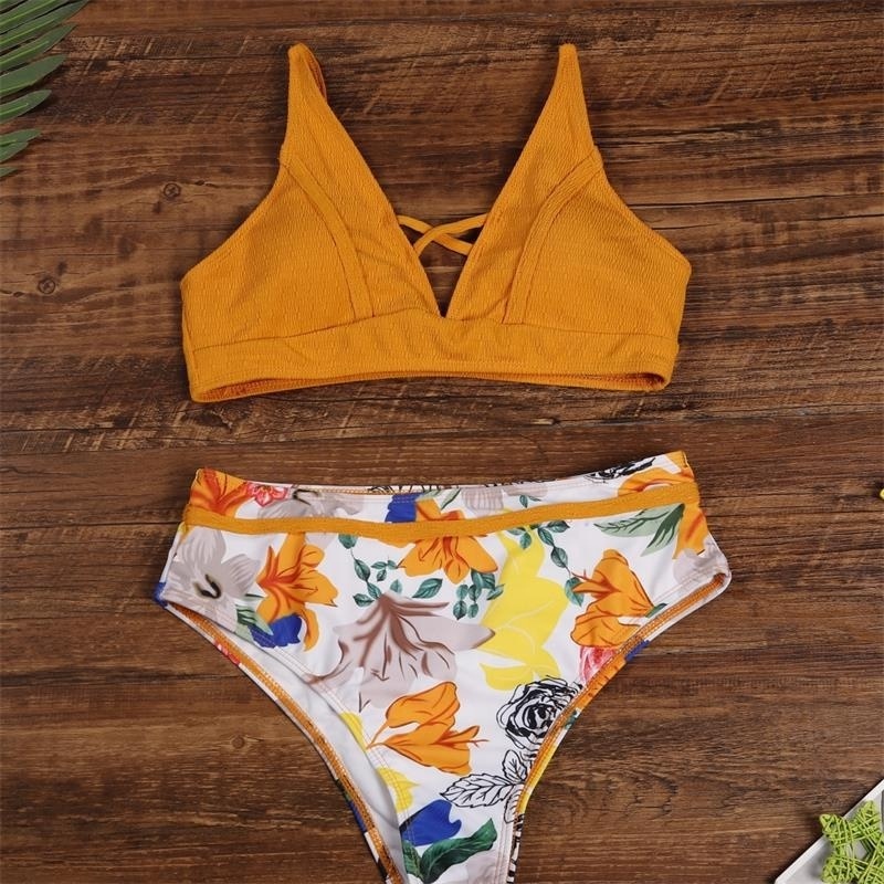 2022 Custom Summer Fashion Style Low MOQ Fast Delivery Ladies Sexy High Waist Bathing Suit Two Piece High Quality Swimsuit