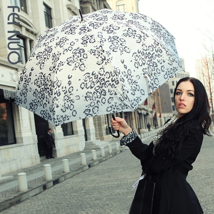 Fancy design polyester fiberglass auto open portable weatherproof women leopard print straight umbrella anti uv