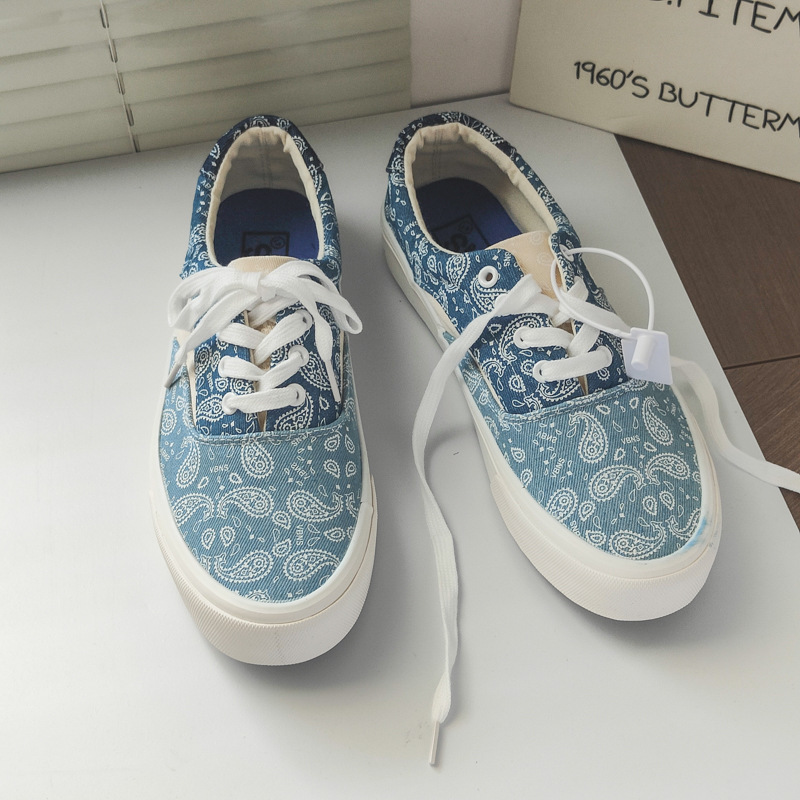 Wholesale Low Cut Vulcanized Sneakers Flat Plain Blank Bulk plain Canvas Shoes Women