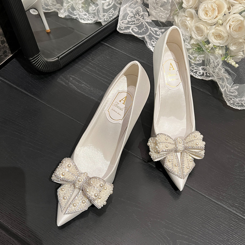 Wedding Shoes Women Bride Shoes Evening Dress Crystal Bowknot Satin White Crystal Stiletto Heels Annual Dinner Shoes New