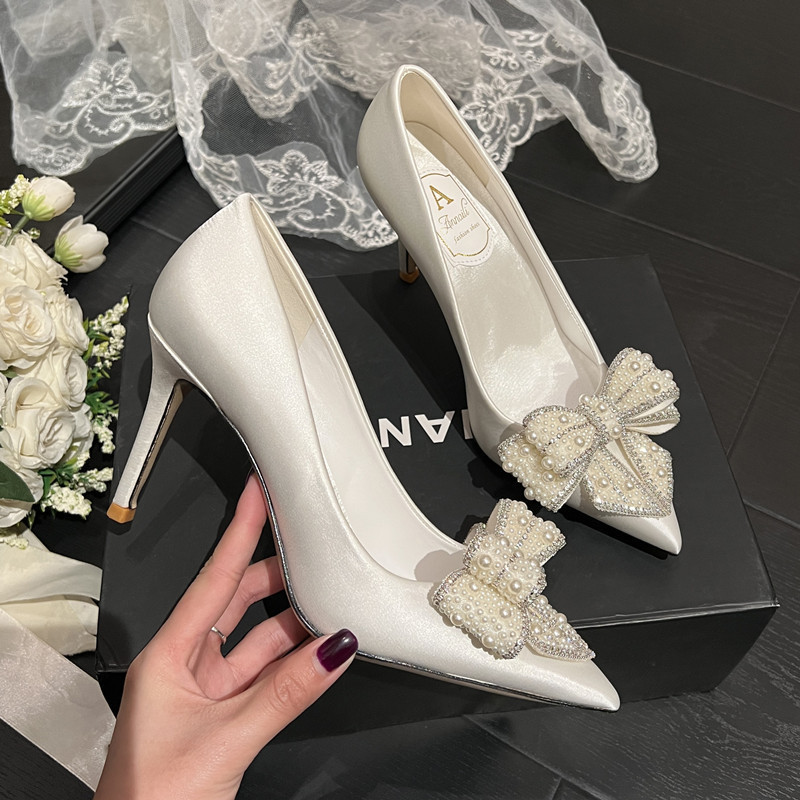 Wedding Shoes Women Bride Shoes Evening Dress Crystal Bowknot Satin White Crystal Stiletto Heels Annual Dinner Shoes New