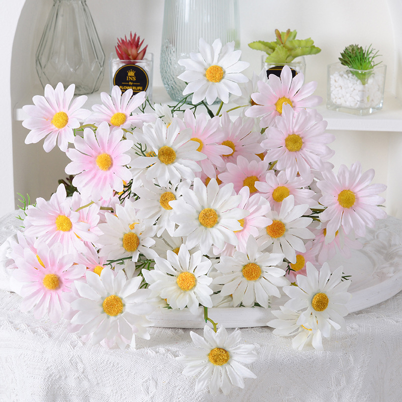 Factory wholesale 5 head Realistic Silk Daisy Artificial Wedding Home Table Flower Faux Calliopsis White Daisy