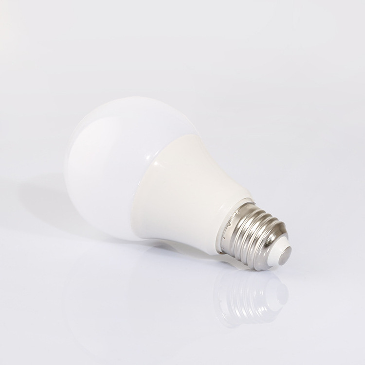 Sales 5W 10W 15W 20W 30W 40W 50W LED Bulb Living Room E27 B22 LED Light Bulbs For Ceiling