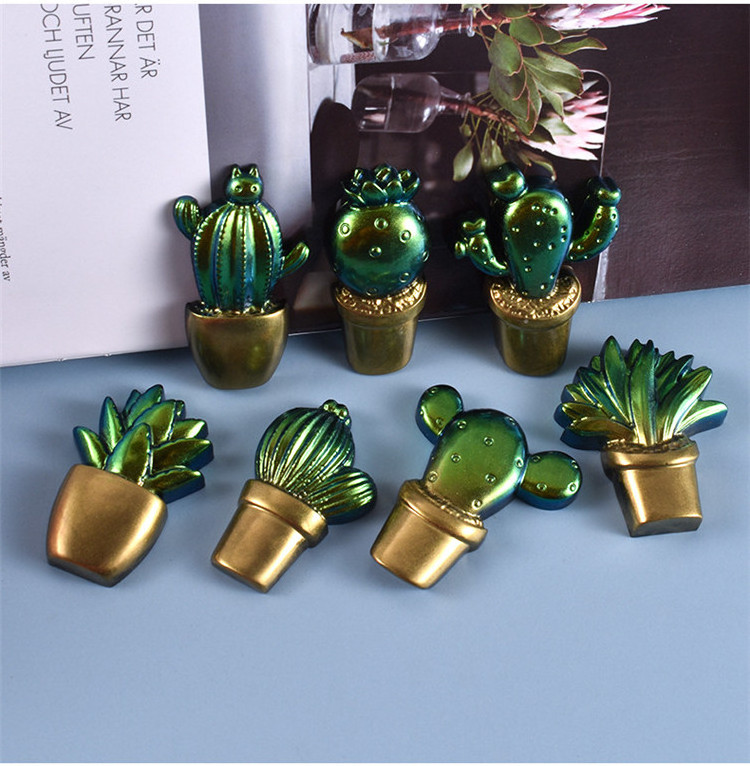 Y1826  DIY 7 PCS Mini Cactus Crystals Silicone Mold for Ornaments Decorating Crafting