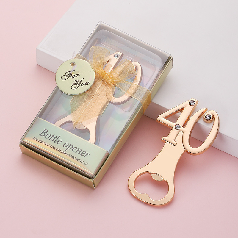 Wholesale 30 50 70 80th Birthday Anniversary souvenirs Golden bottle opener with number for guests