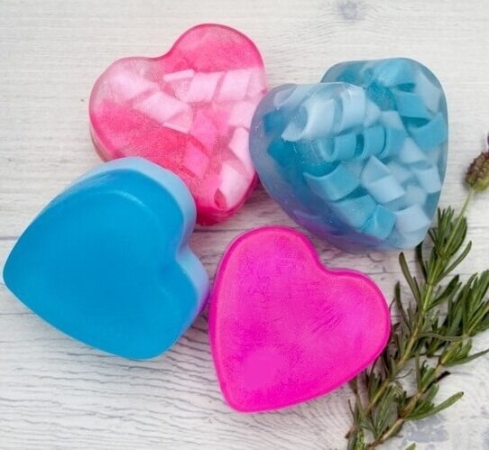 Soap Making Kit includes 3 Heart Shaped Molds 453 g White Soap Base Creme Brulee Fragrance and 3 colors Dye Soaps