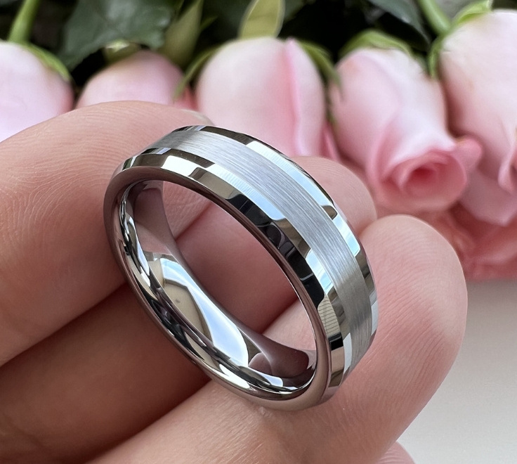 Wholesale 6mm 8mm Silver Tungsten Carbide Ring for Men Women Fashion Engagement Wedding Band