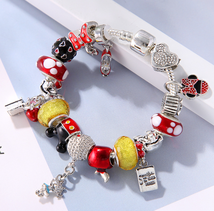 2023 new design delta sigma theta hanging cute new fashion charm bracelet band