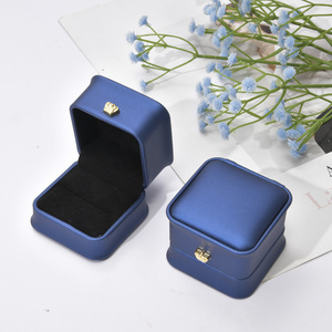 Jewelry Packing Gift Box Crown Buckle Ring Bracelet Ear Stud Necklace Jewelry Box PU Leather Jewelry Packing Box for wedding