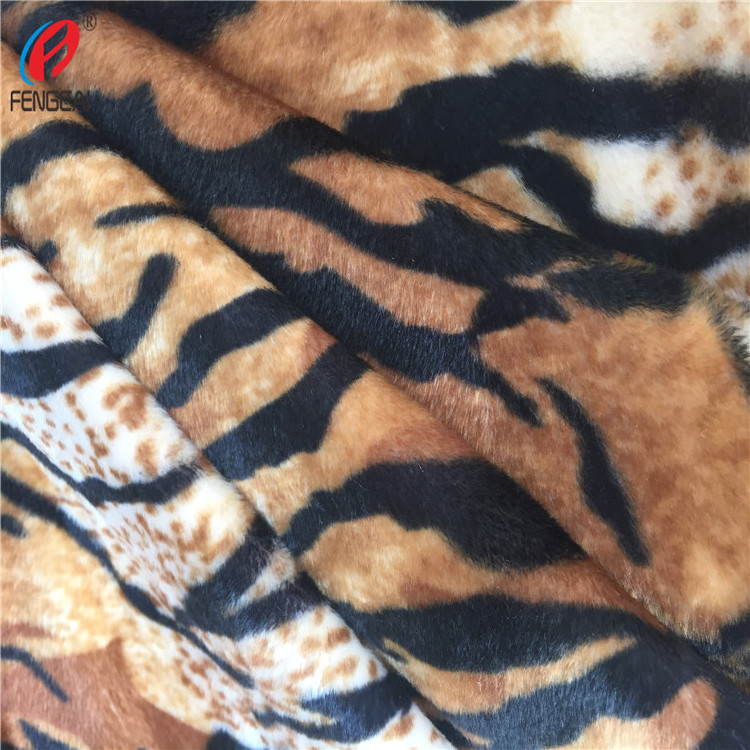 Polyester Tiger Pattern Printed Soft Short Pile Velboa Fabric Plush Velvet Fabric For Upholstery