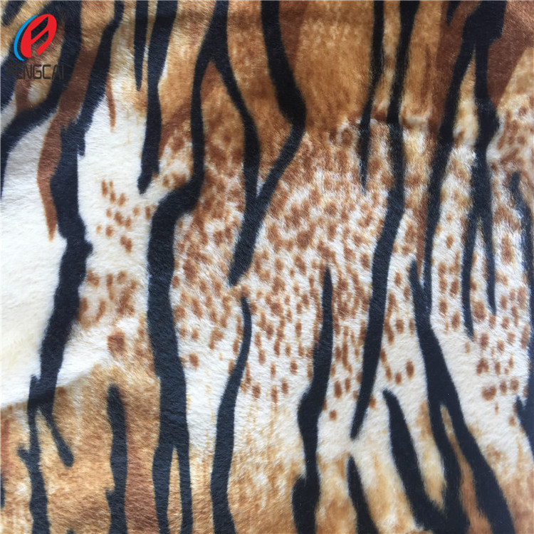 Polyester Tiger Pattern Printed Soft Short Pile Velboa Fabric Plush Velvet Fabric For Upholstery