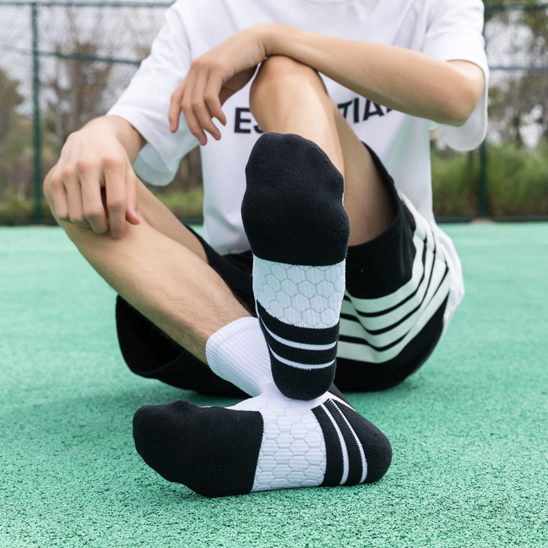 Tik Tok hot sale soccer logo socks compression designer famous brands no show sock anti slip men short meias soccer socks