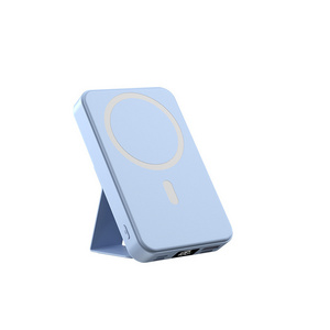 PD20w Portable Charger Powerbank Wireless Magnetic Mini Thin New Design for iPhone 15 14 13 12 Pro Max Includes Phone Stand