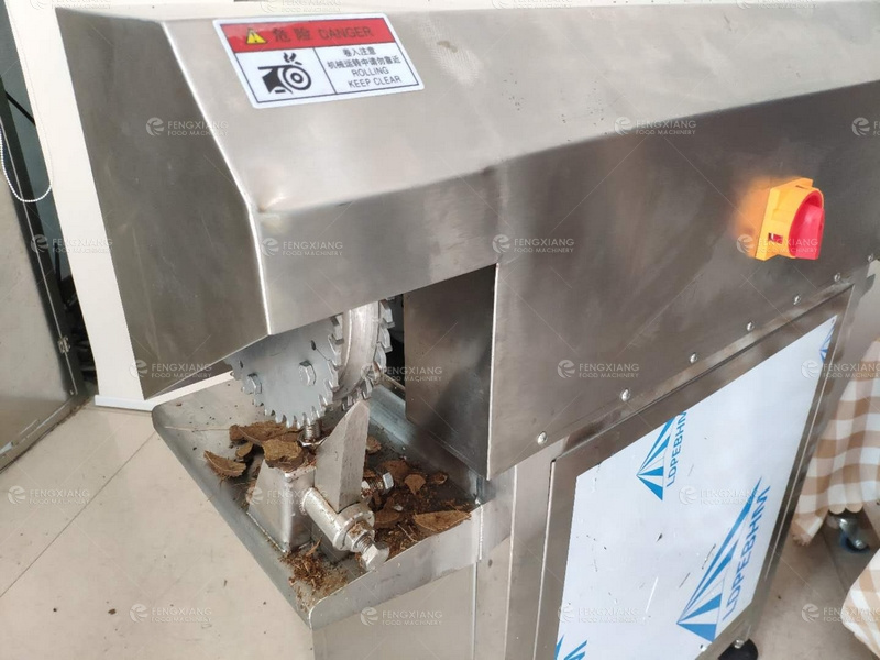 YZ-I Coconut Husk Removing Hard Shell Peeling Dehusking Shelling Machine Coconut Coir Peeling Machine