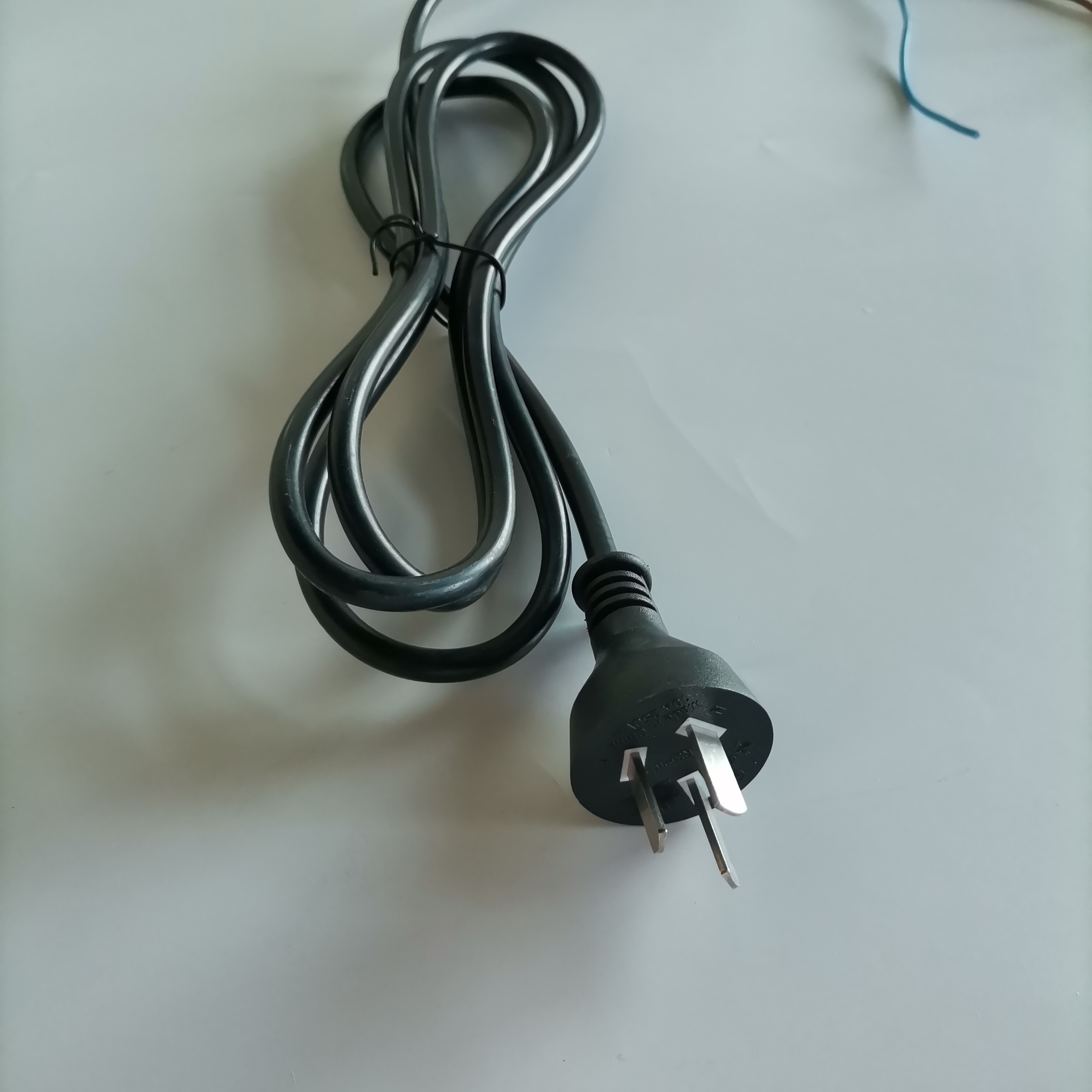 Argentina 3 pin plug to IEC 320 C13  free end power cord cable with Argentine IRAM certification