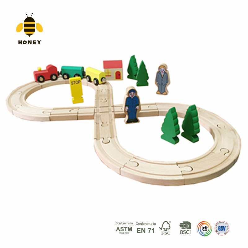 Fengyuan 2016 kids toy 115213 30pcs wooden toy train