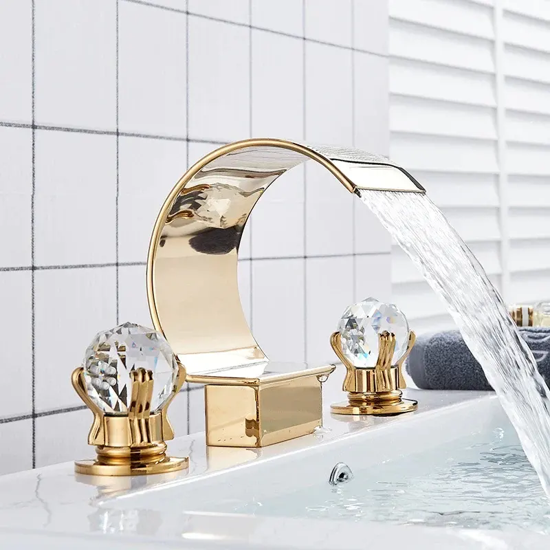 Dual Crystal Handle Gold Bathtub Faucet Luxury Bathtub Waterfall Faucet Wall Mounted Gold Toilet Bathtub Faucet