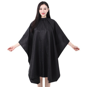 Polyester Fabric Material Hair Beauty Clients Aprons Salon Capes for Barbershop