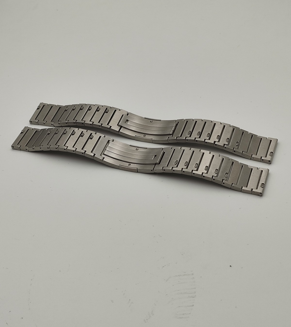 Factory Custom Logo  High Quality Stainless Steel Metal 20mm 22mm flat end watch band Bracelet