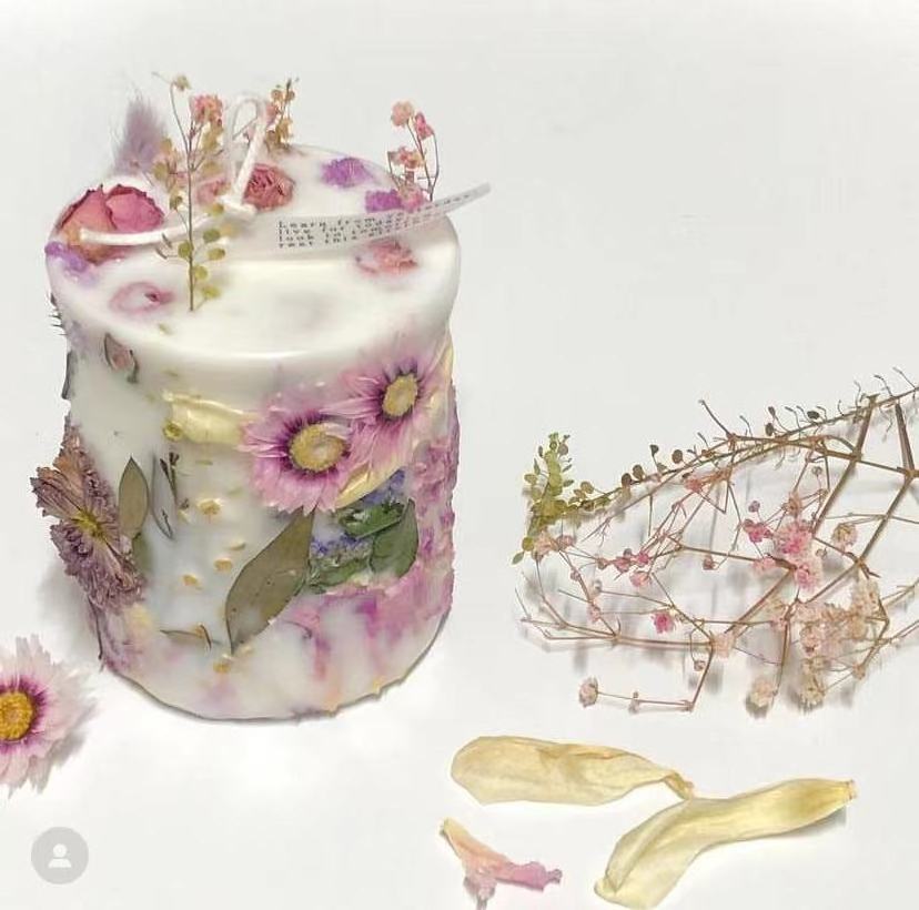 Romantic Handmade Dried flower pillar Scented candles Rose Soy Wax Wedding Gifts Home Decor