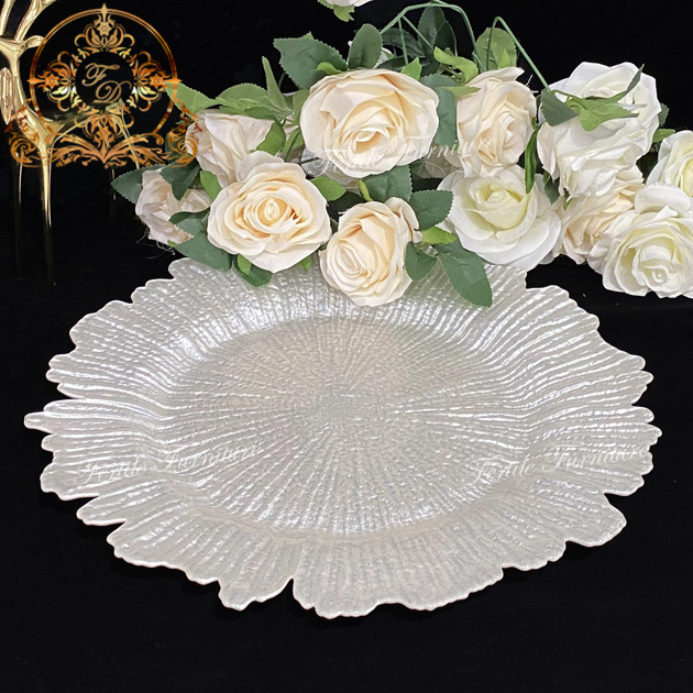 Wedding event table decor 13'' glass white pearl reef charger plate