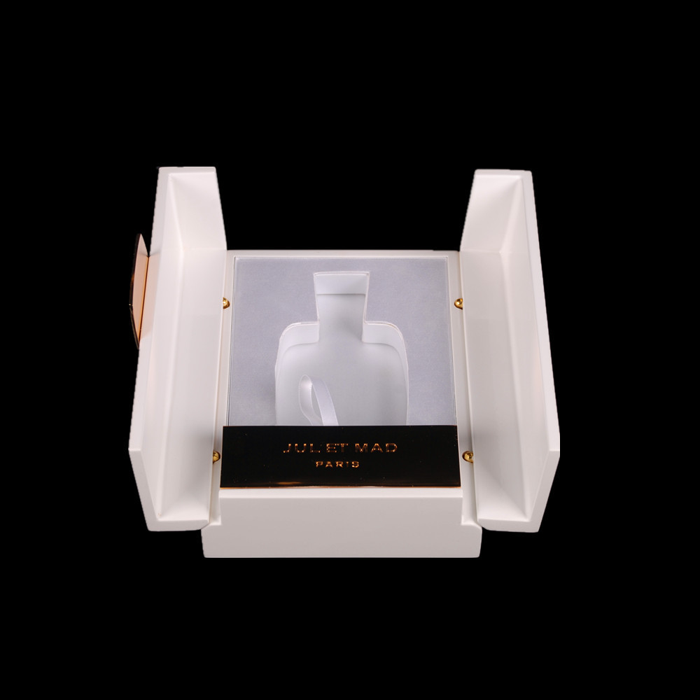 Luxury design white piano lacquer Dubai perfume  packaging  wooden double door perfume gift Display box