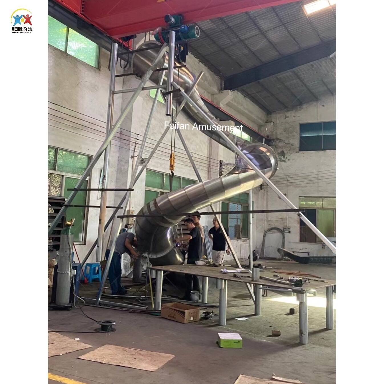 Personalized Customization Stainless Steel Slide Playground 304/316 Spiral Tube Slides for Amusement Park with Real Case