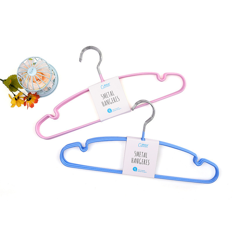 Wholesale Colorful Pp Plastic Towel Coat Hanger Storage Rack Clothes Holders Plastic Wide Shoulder Non-slip Clothes Hanger