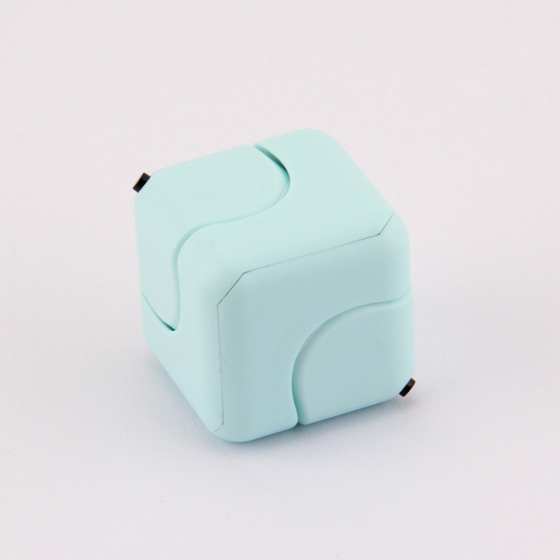 HLC338 Solid Color Decompression Spinning Top Dice Cube Square Fidget Spinner Toy Spinning Top Square Fidget Spinner Dice