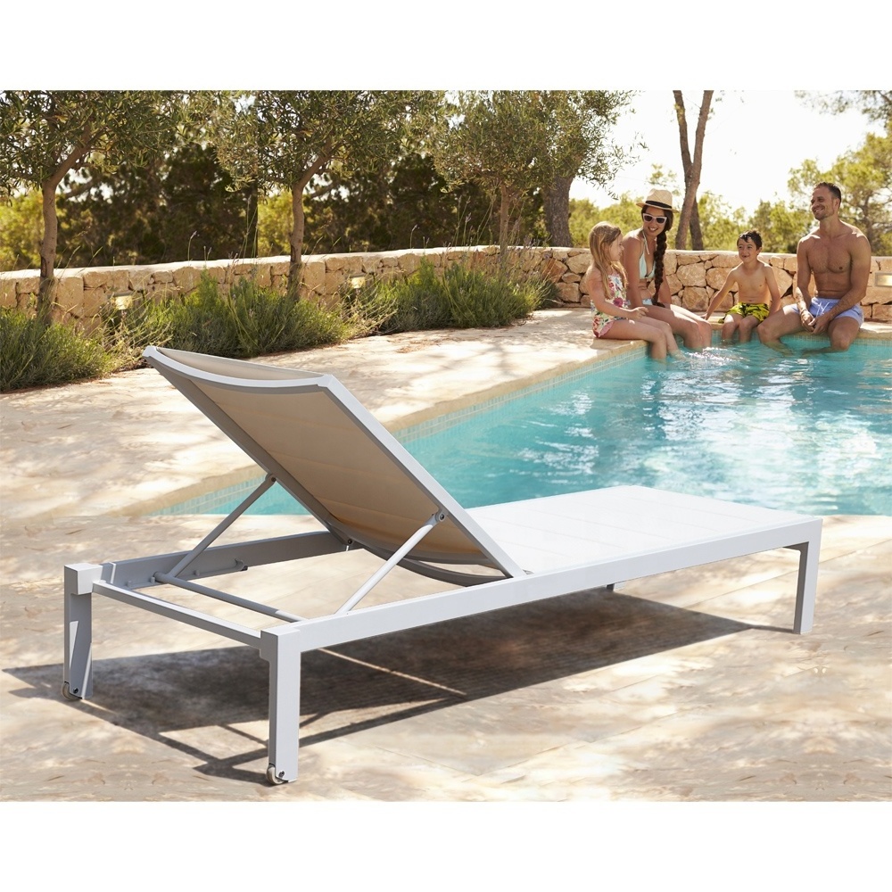 N4090 New Design chaise lougne Outdoor Aluminum Lounge Chair  Sun Lounge for  hotel Swimming pool