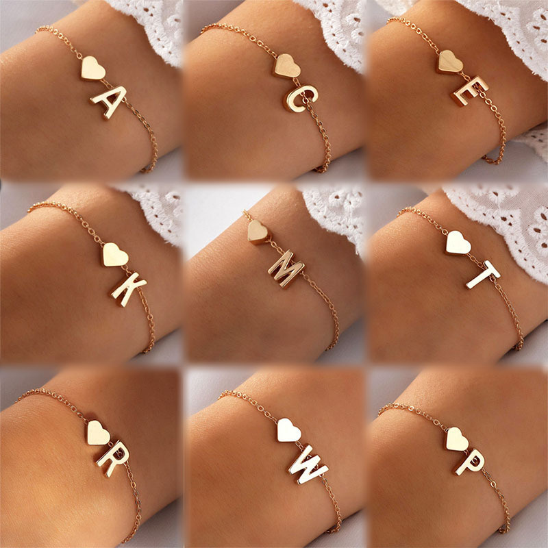 Vintage 26 Letter Heart shaped Pendant Bracelet Fashion Women's Gold Bracelet Wholesale