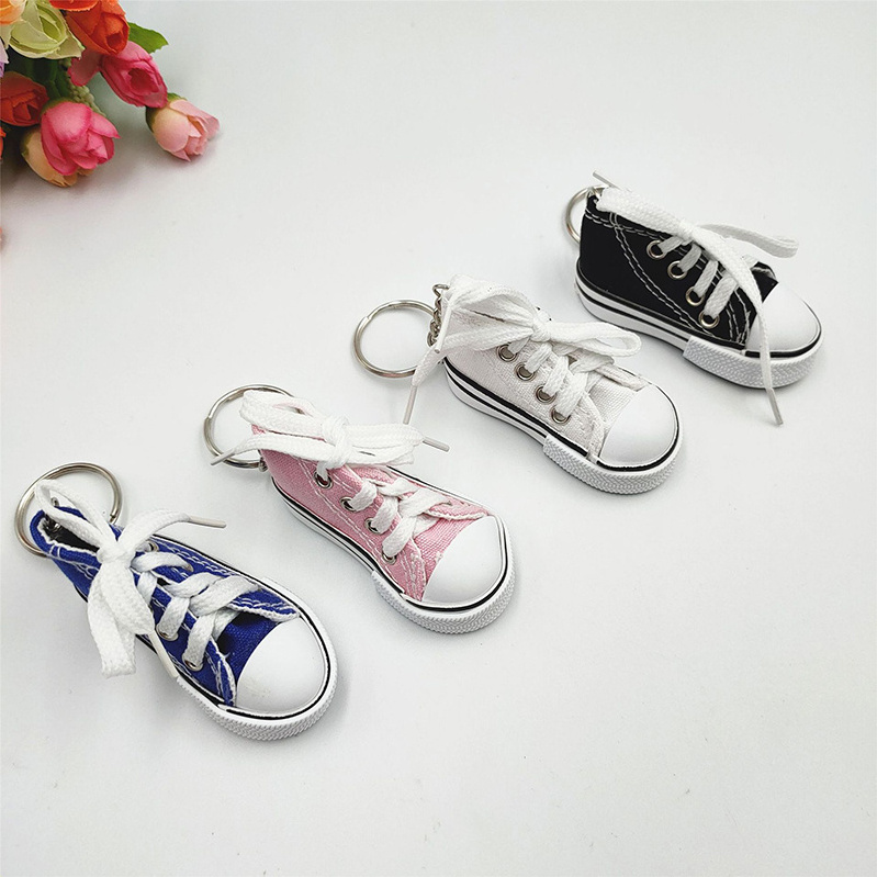 2023 Hot Sales Mini Shoe Keychains 3D Sneaker Keychain Canvas Shoes Bag Car Key Chain Souvenirs Gifts