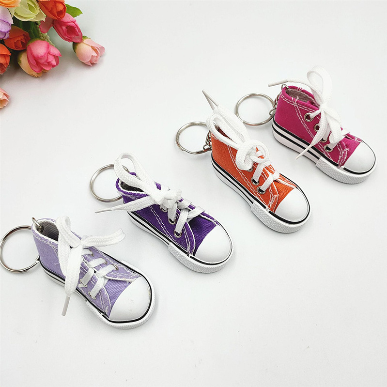 2023 Hot Sales Mini Shoe Keychains 3D Sneaker Keychain Canvas Shoes Bag Car Key Chain Souvenirs Gifts