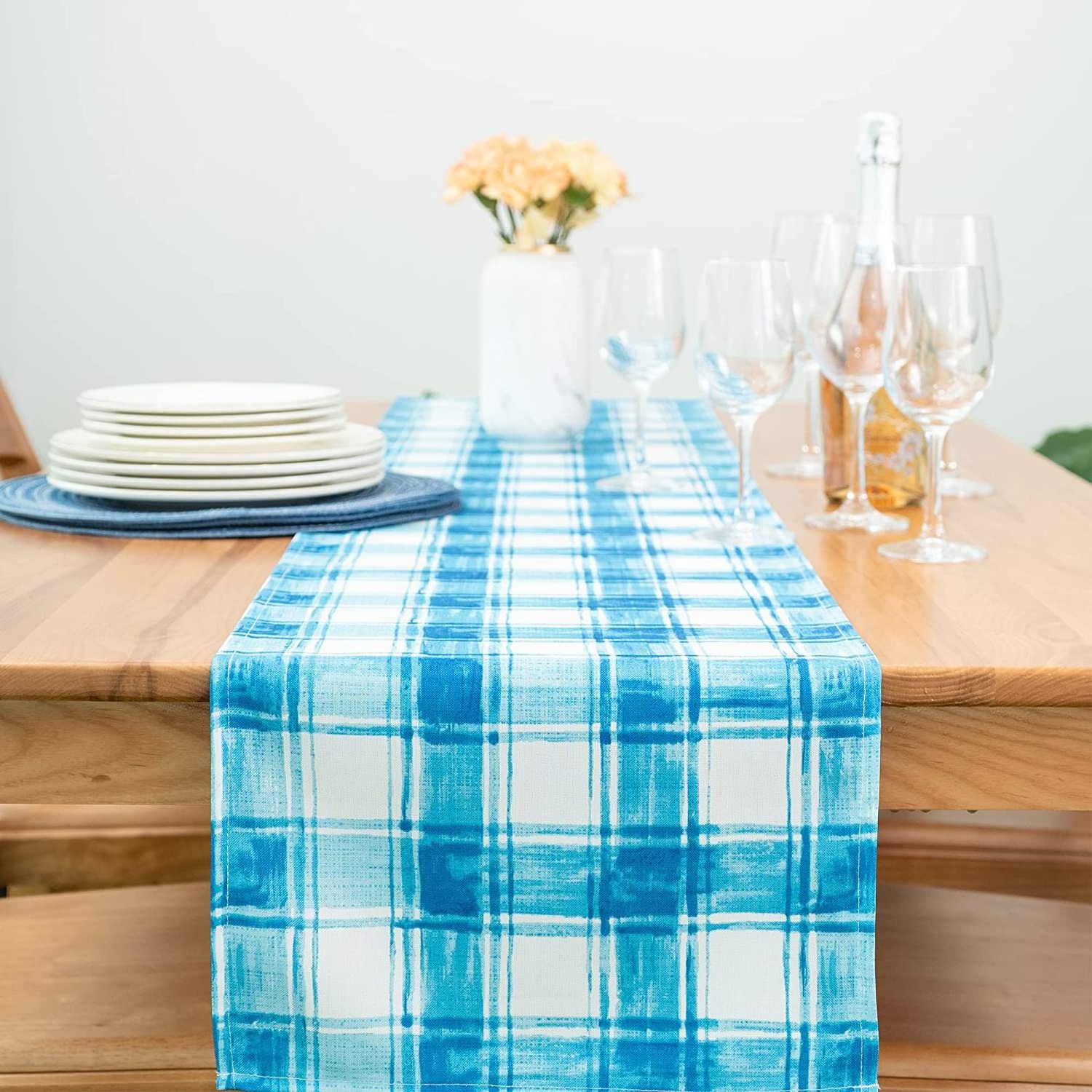 100% Polyester Waterproof Washable Printing Luxury Table Runner Linen Outdoor Table Runner For Wedding Dining Table