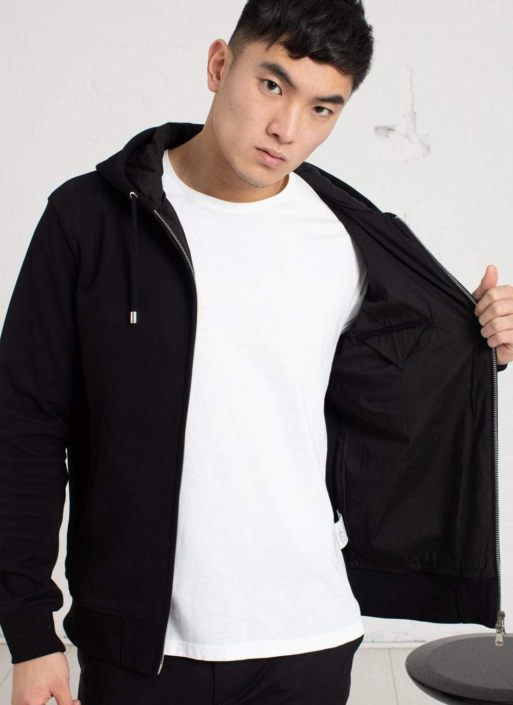 2023 New Style Outdoor Custom Fashion Men Hoodies Casual Wear Winter Hoodies in Different Color