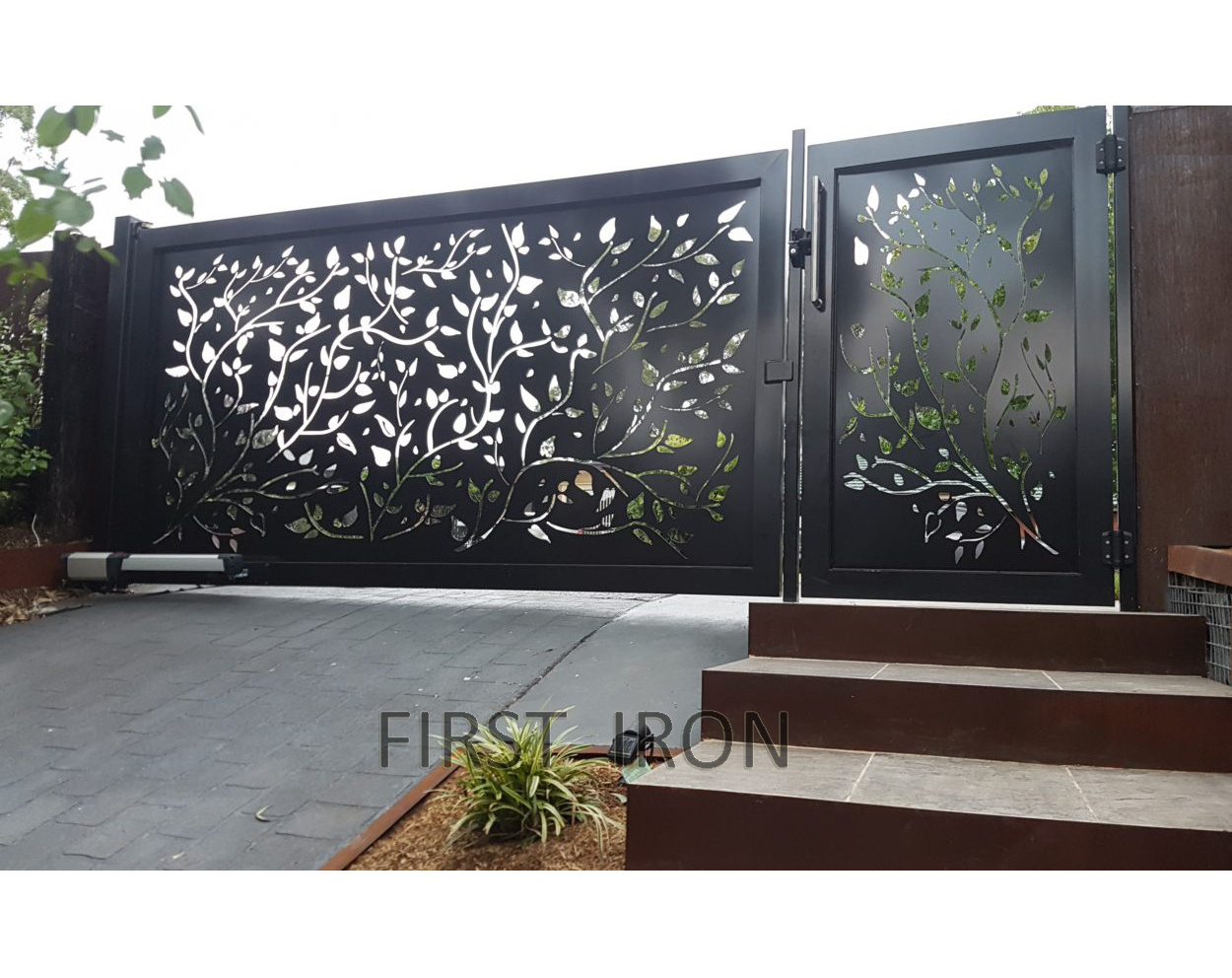 Villa Luxury Custom Security Entrance Swing Driveway Gates Wrought Iron Main Gate Design