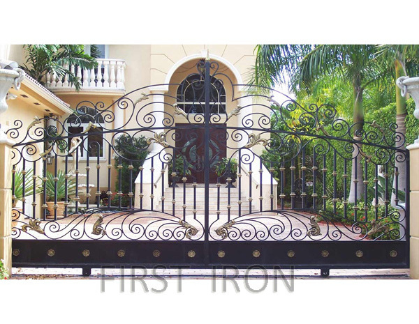 Latest wrought iron side gates decorative wrought iron main gate with wheel