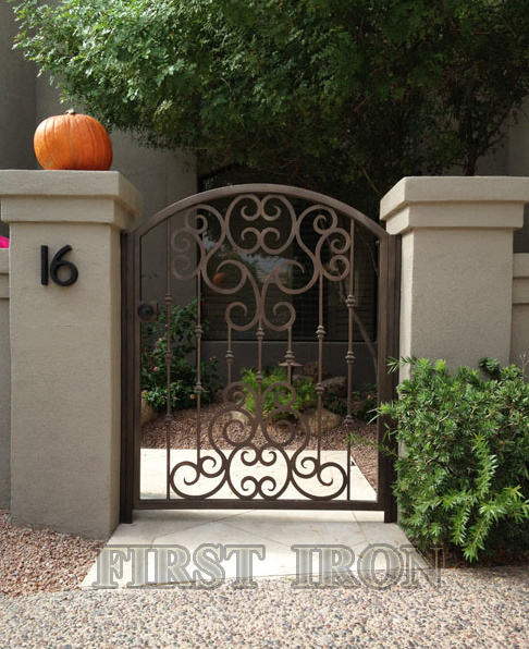 Manual single swing wrought iron front yard gate, small backyard iron gate