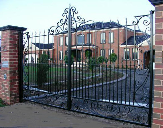 New arrival outdoor white galvanized hand forged iron drive way gate design